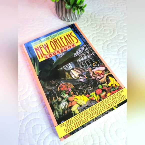 New Orleans Cookbook | 2019 | Rima & Richard Collin - Picture 1 of 5